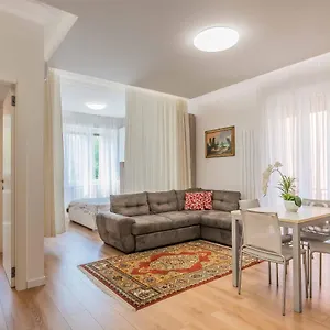Luxury Malpensa , Cardano Al Campo Italy